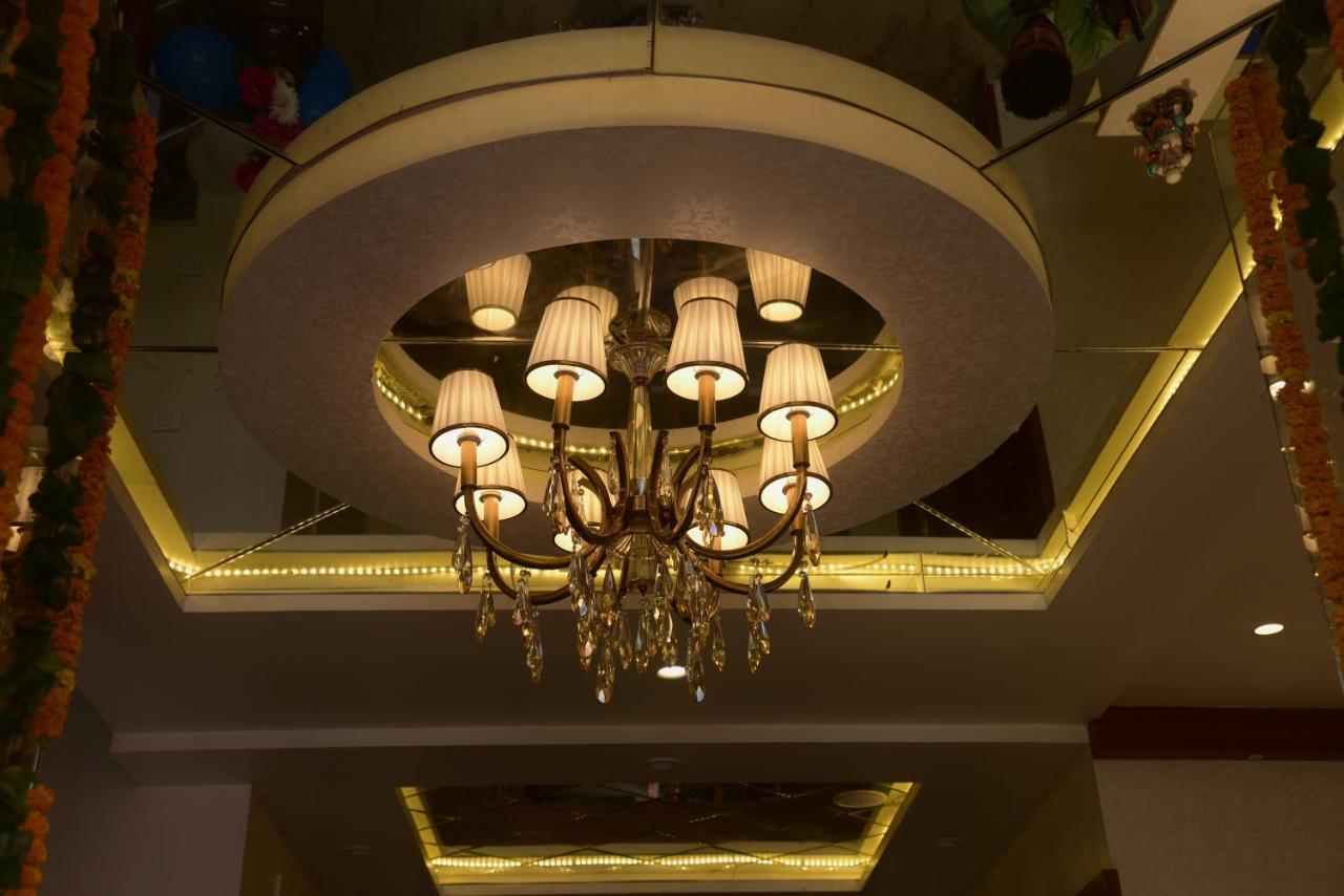 Hotel Le Cypress บาแรลลี ภายนอก รูปภาพ